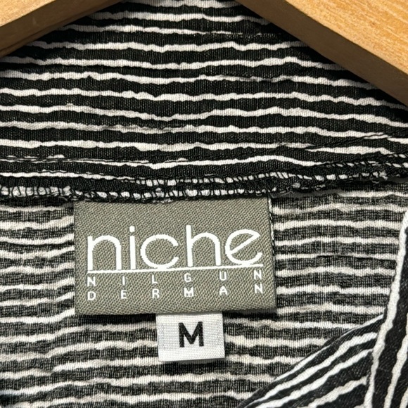 Niche Nilgun Derman Cap Sleeve Boxy Blouse M Black White Ridge Stripe Lagenlook - Picture 7 of 7